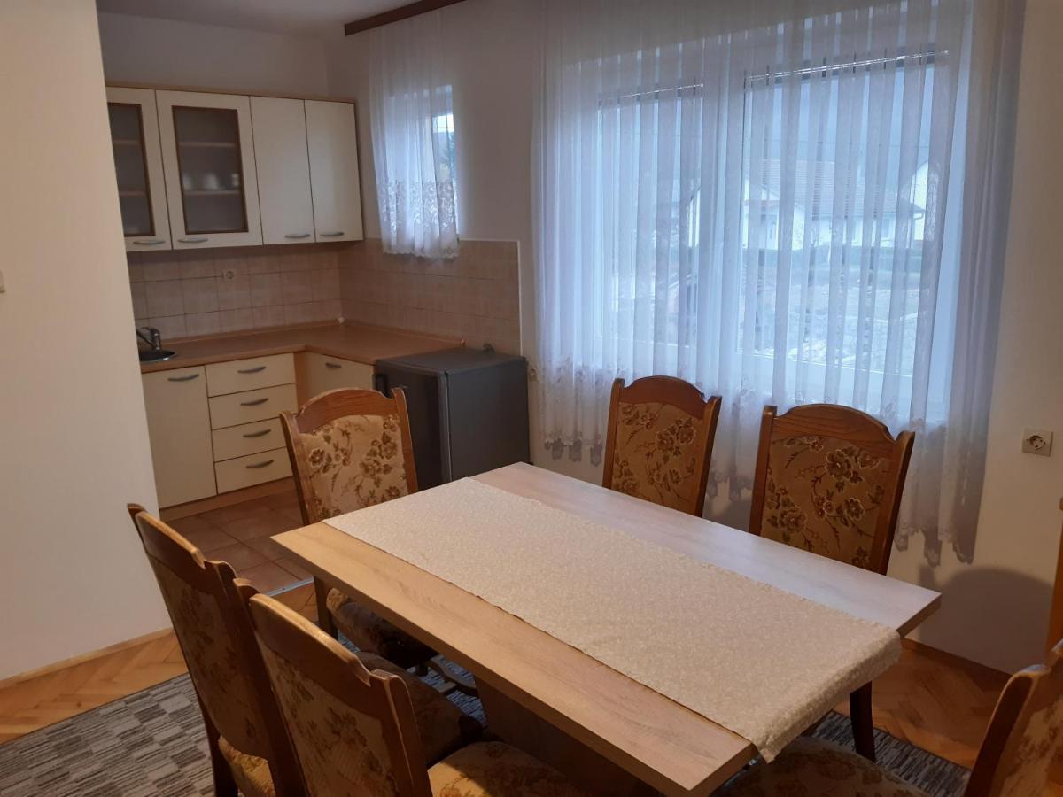 Apartman Helena Slunj Eksteriør billede